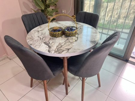 طاولة سفرة دائري " ماربل"