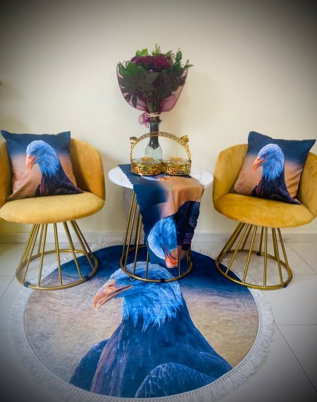 سجادة" الصقر"