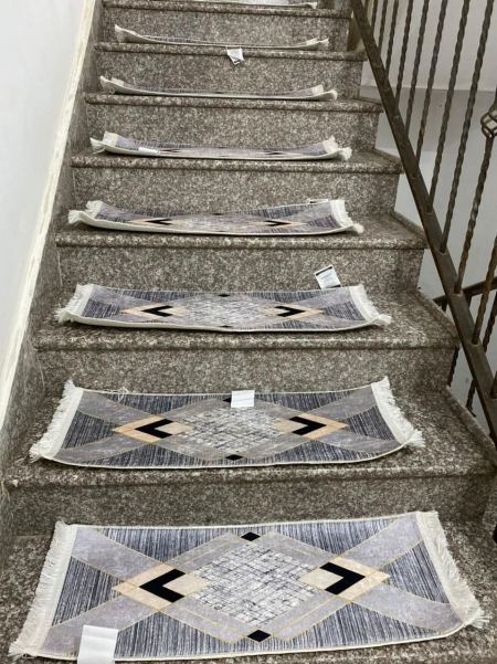 ارضيات درج (سكني +اصفر)