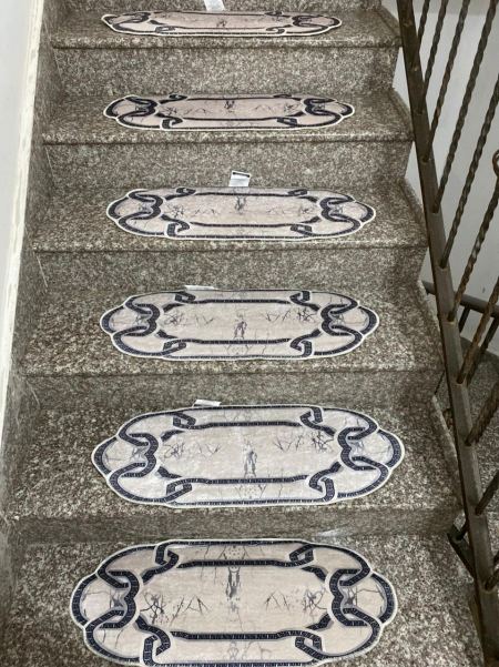 ارضيات درج فرزاتشي سلفر +ابيض